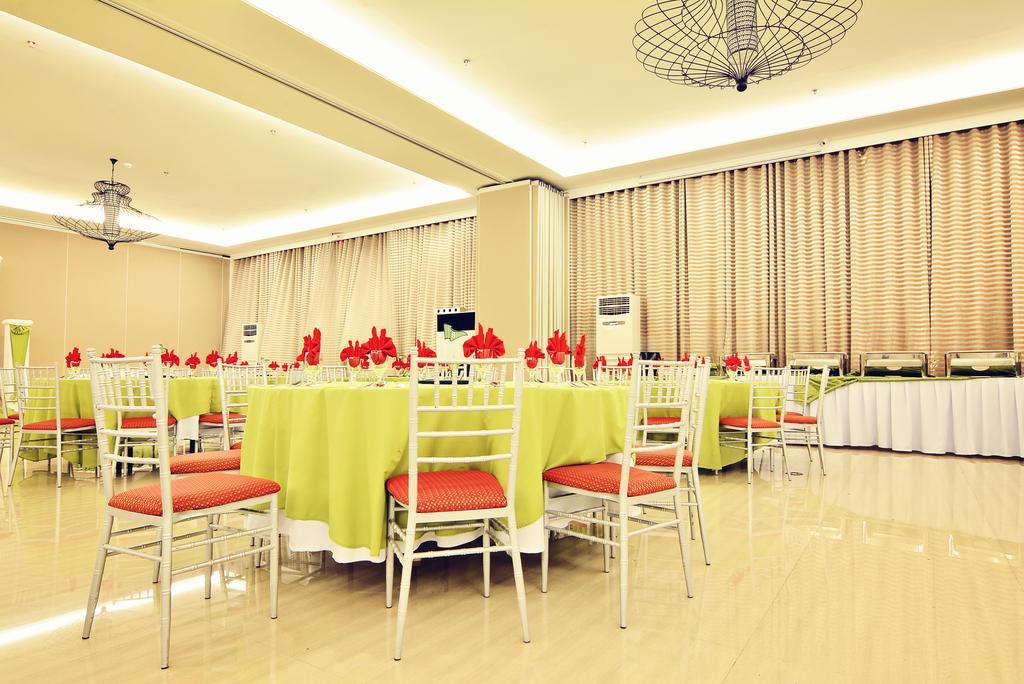 Citystate Asturias Hotel Palawan Puerto Princesa Dış mekan fotoğraf